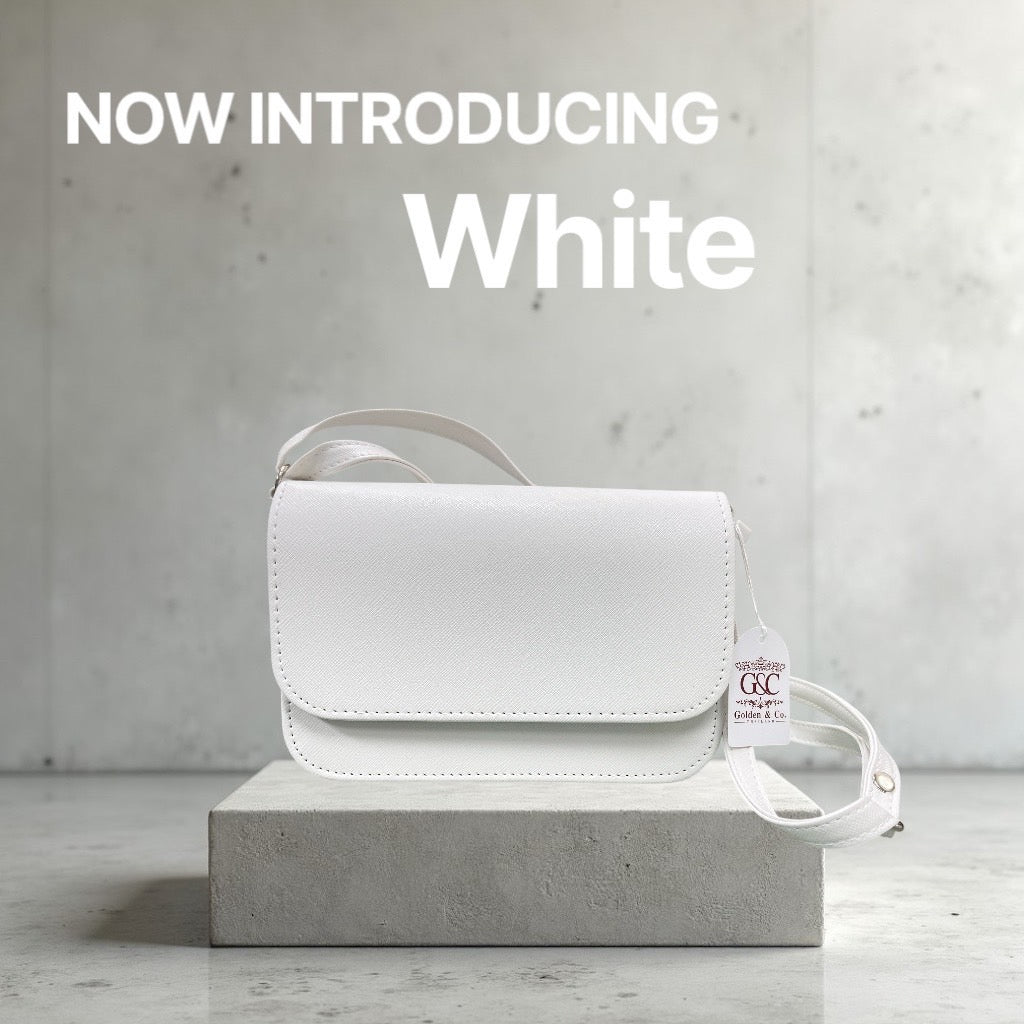 กระเป๋าสะพายทรงสี่เหลี่ยม G&C รุ่น Box Bags สีขาว