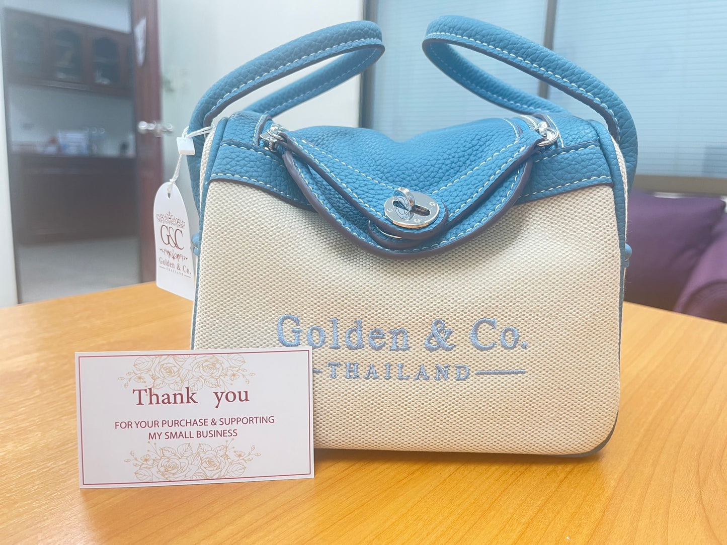 กระเป๋าทรงสี่เหลี่ยมรุ่น Benny’bag สีฟ้า (GCW00B2)