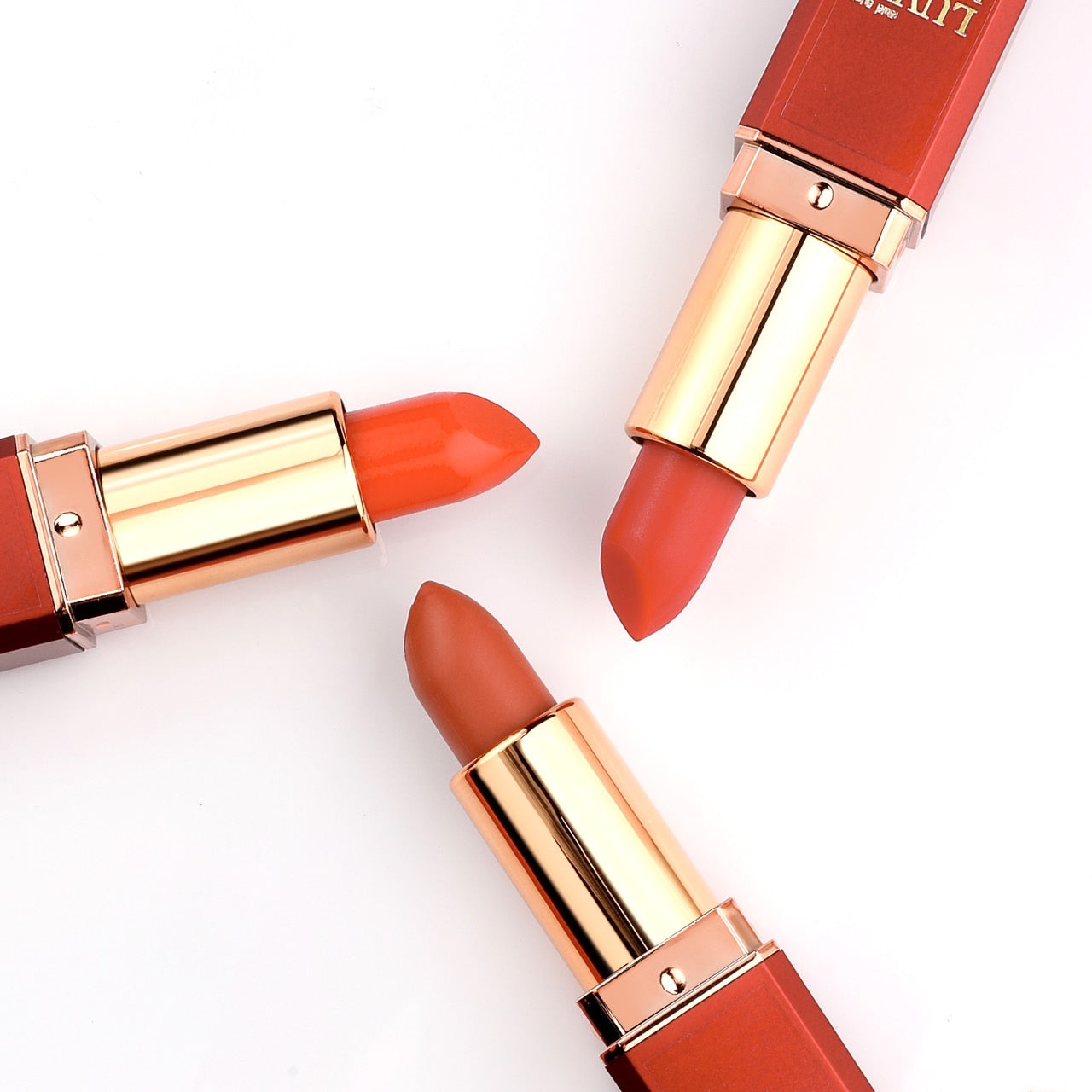 LUVLY LIPSTICK GLC003