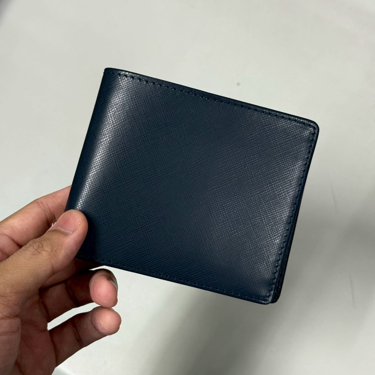 กระเป๋าสตางค์หนังวันแท้สำหรับผู้ชาย Golden & Co. รุ่น Mandel รหัส GCMM0014