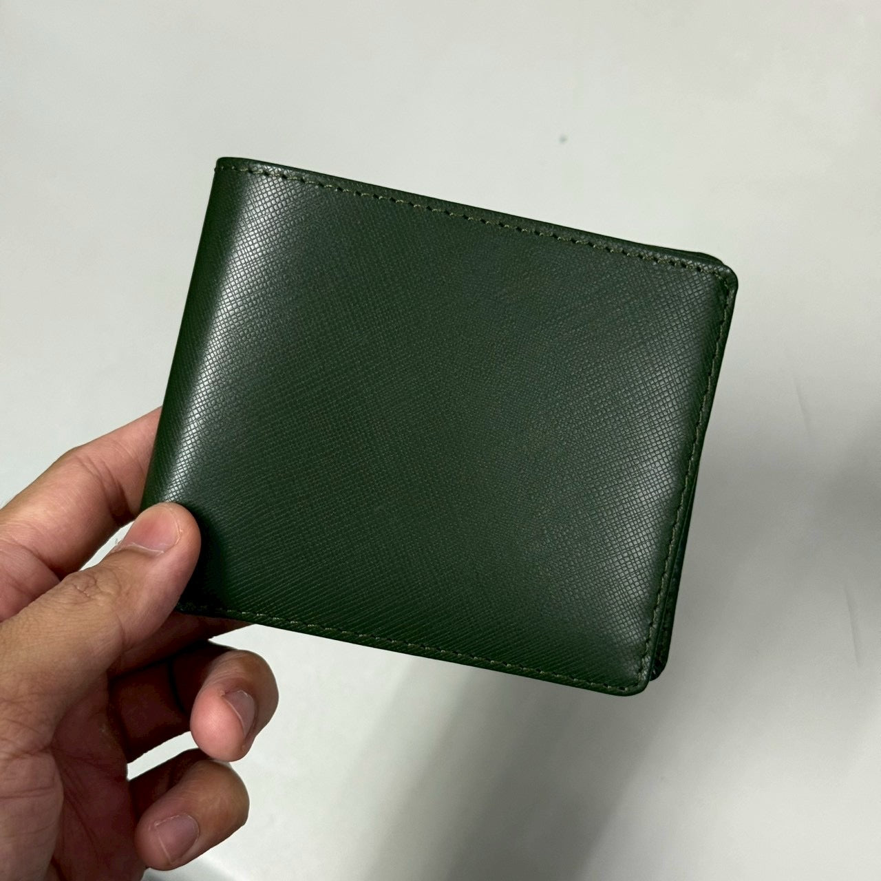 กระเป๋าสตางค์หนังวันแท้สำหรับผู้ชาย Golden & Co. รุ่น Mandel รหัส GCMM0014